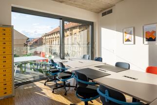 Loffice3.jpg