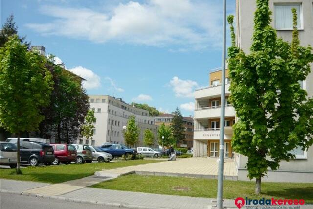 Iroda Kiado Montevideo Office Park 1037 Budapest Montevideo Utca 2b 6 8 10