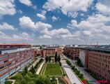 Kiadó iroda Infopark E