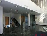 Kiadó iroda Büro Center West