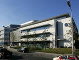 Kiadó iroda Büro Center West