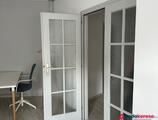 Kiadó iroda 1112. Dayka Gábor utcában welness hotelben kiadó irodák  33-125 m2-ig