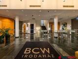 Kiadó iroda Büro Center West