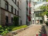 Kiadó iroda Honvéd Center
