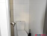 4. emelet mosdó