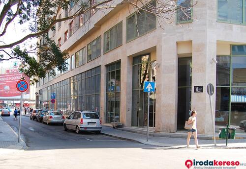 Kiadó iroda D33 Business Center
