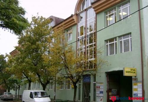 Kiadó iroda 1132  Béke utnál. Kis méretű, olcsó irodák kiadók