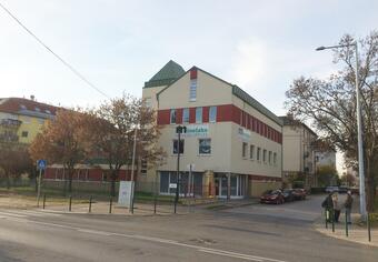 Minelake Irodaház
