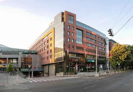 DBH Westend Serviced Office